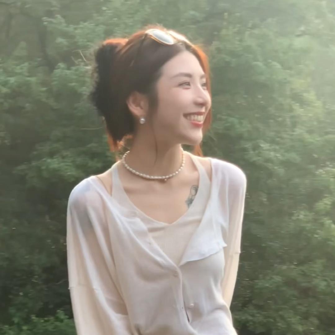 只欧周大美丽