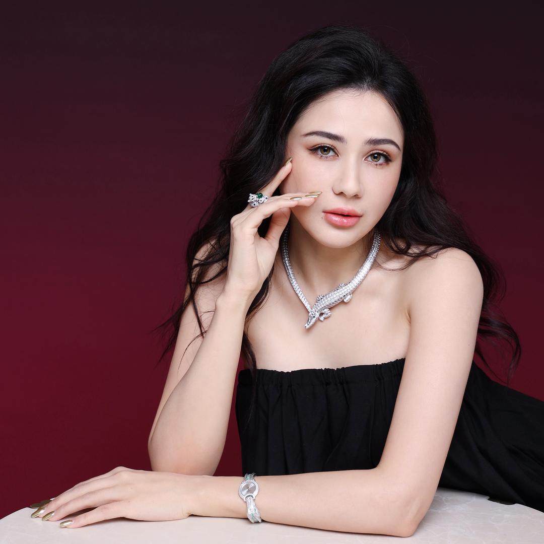 努尔Emily@抖音