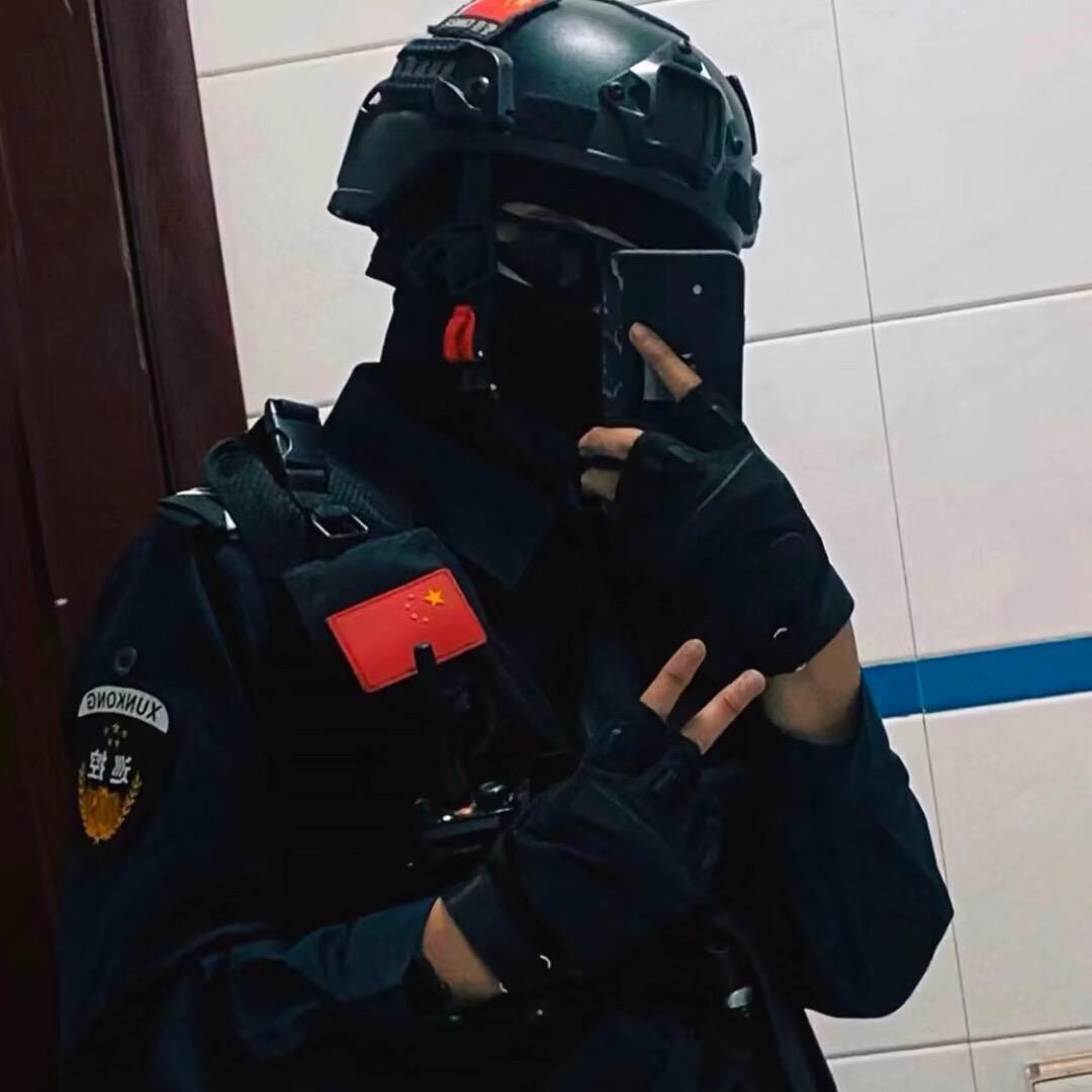 军旗下的迷彩