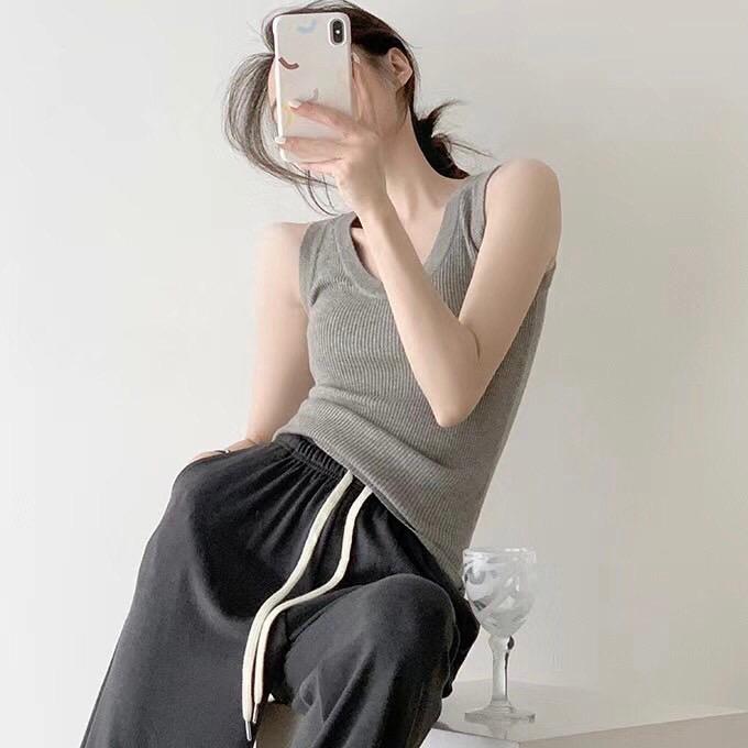 曼曼精品服饰