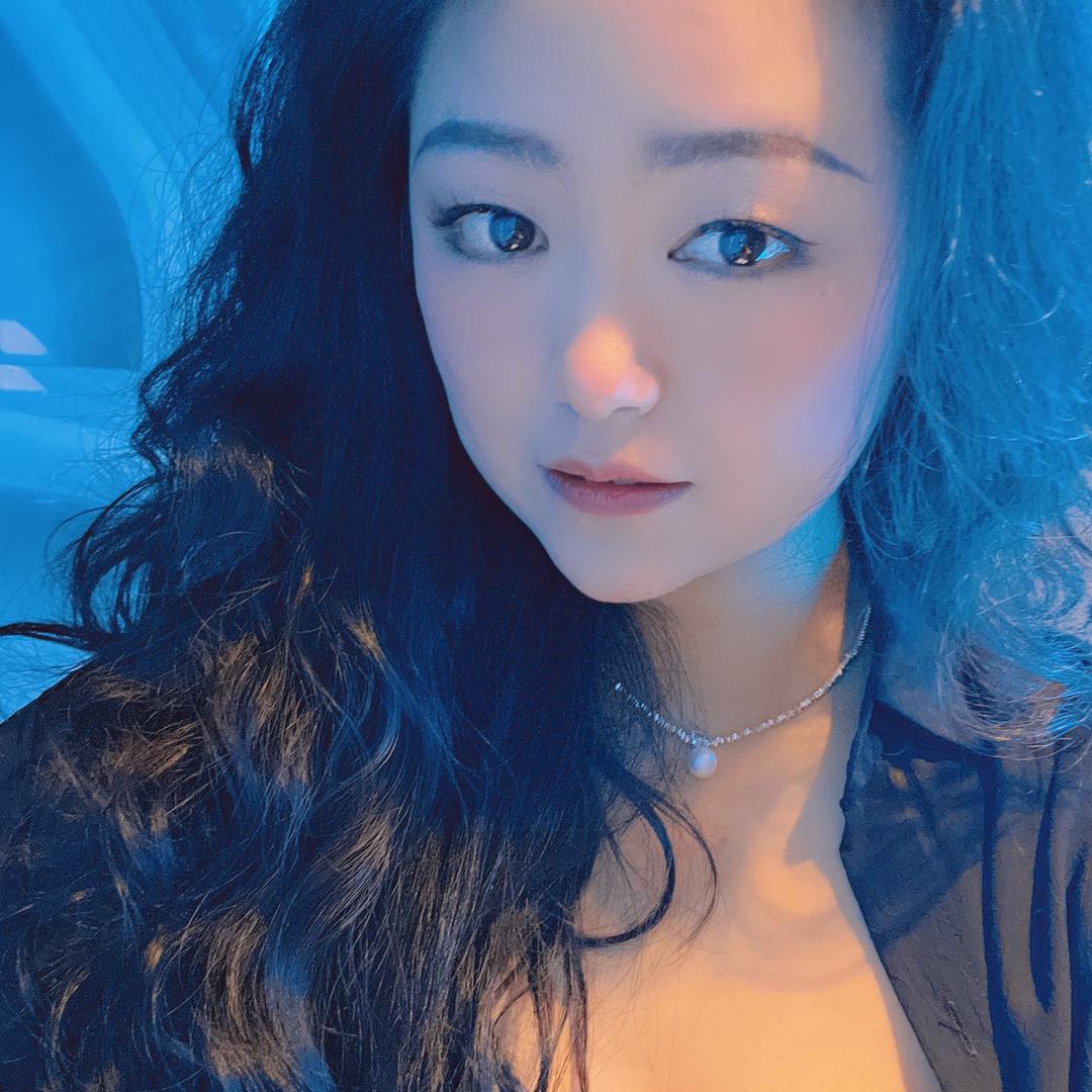 高女王☀️