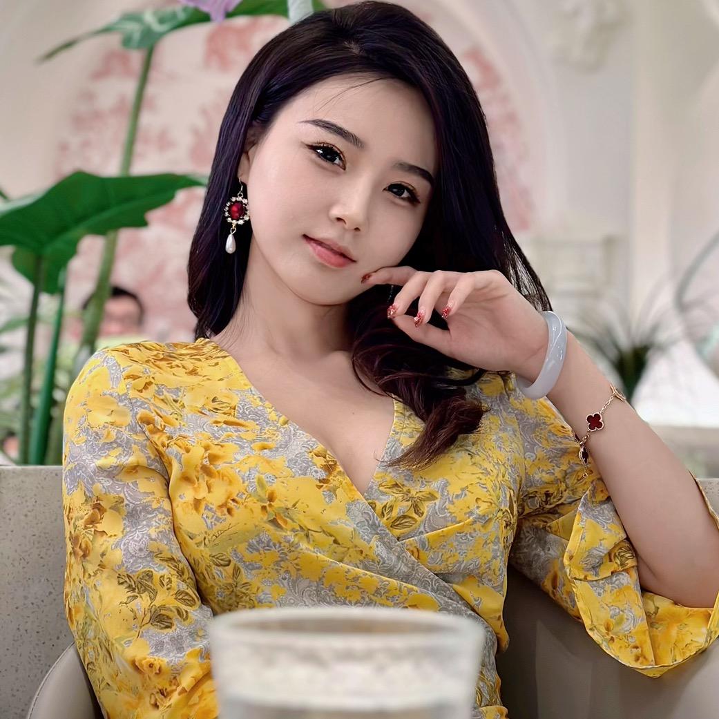 王越越
