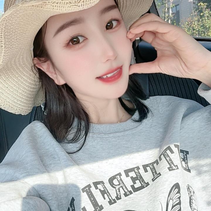 小莉丝绸