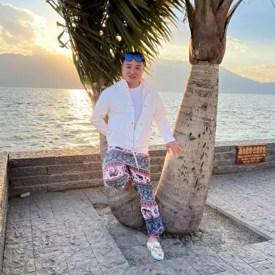 筠连县大草鱼水产