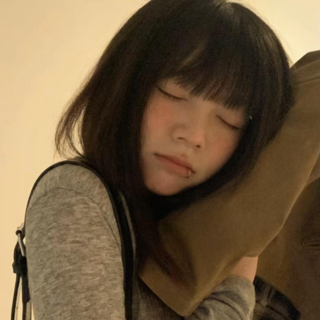 嘬一口昂