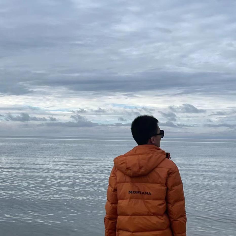 777  　　　　　　　　　╲