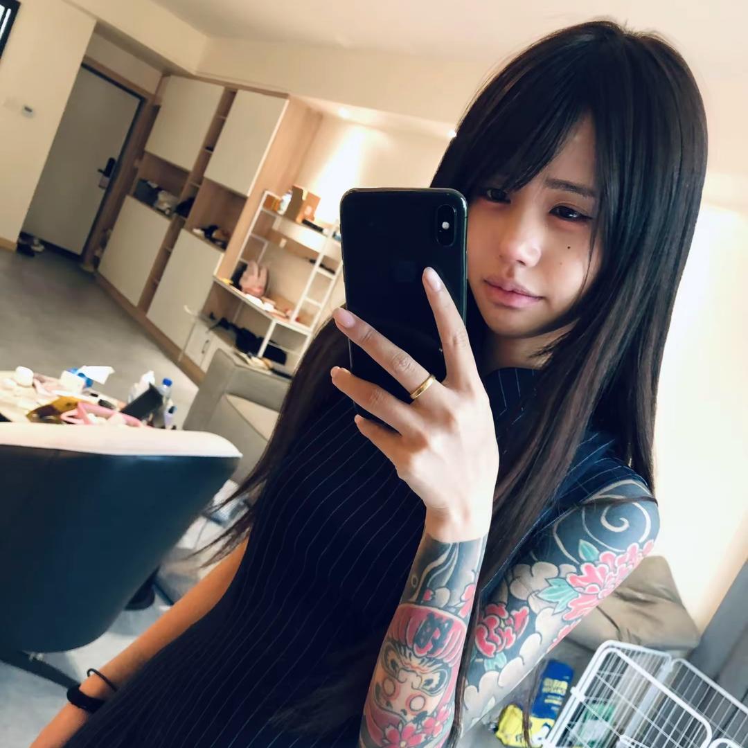 栀栀