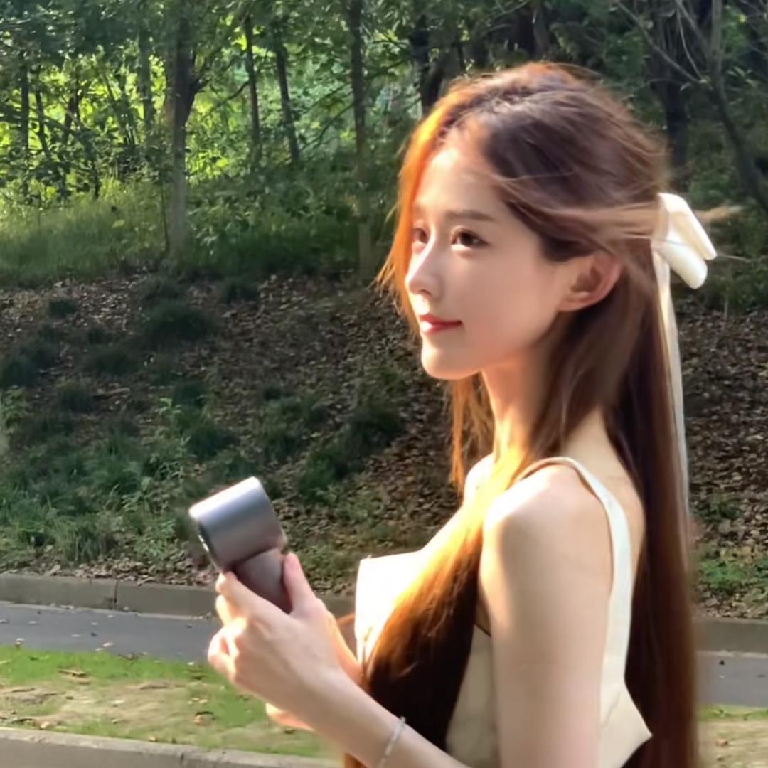 小七七