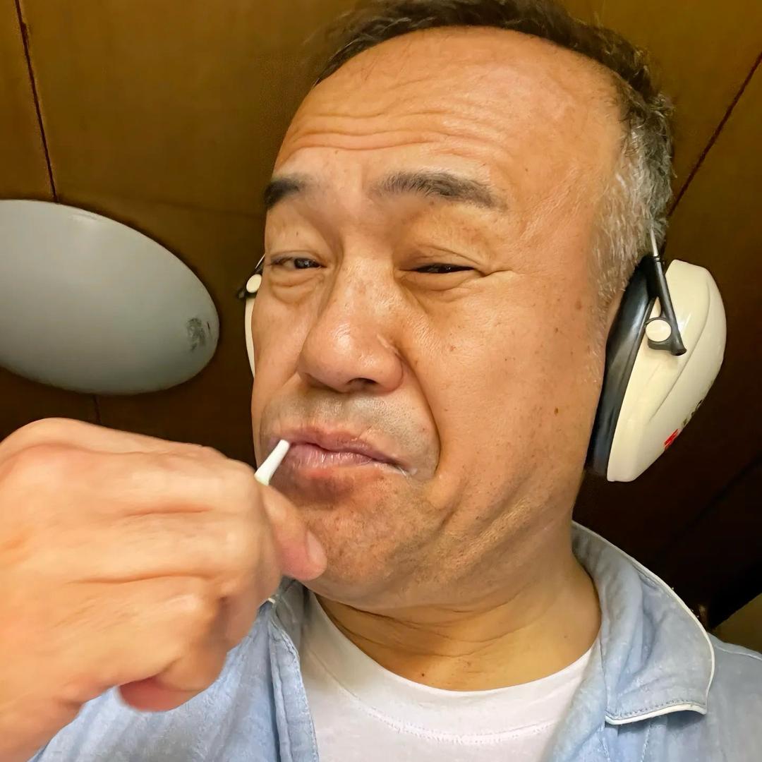hhfjjhvv