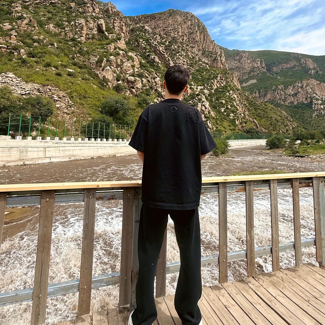 顾城、