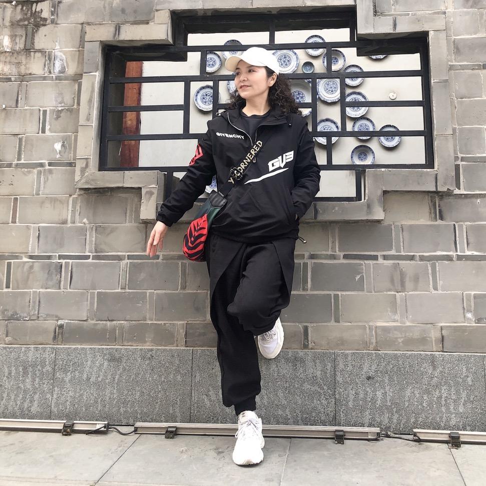 小鱼吖
