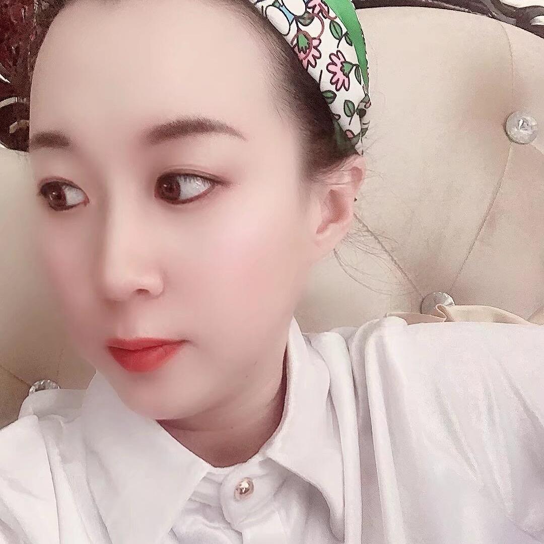 小阿薇