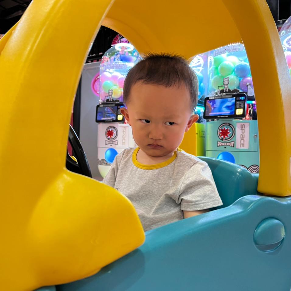 反派又可爱的迷人角色