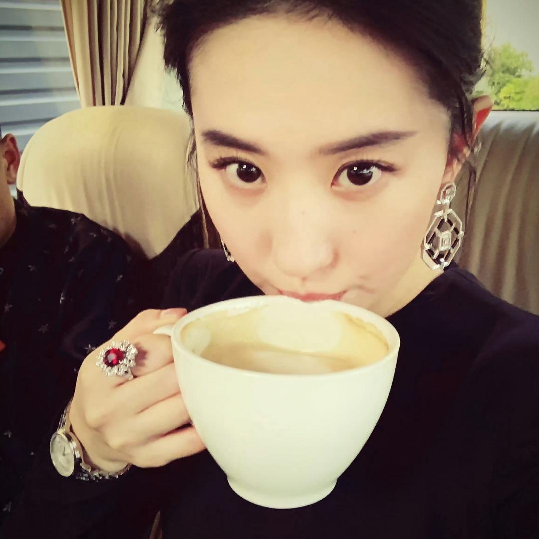 Huihui.