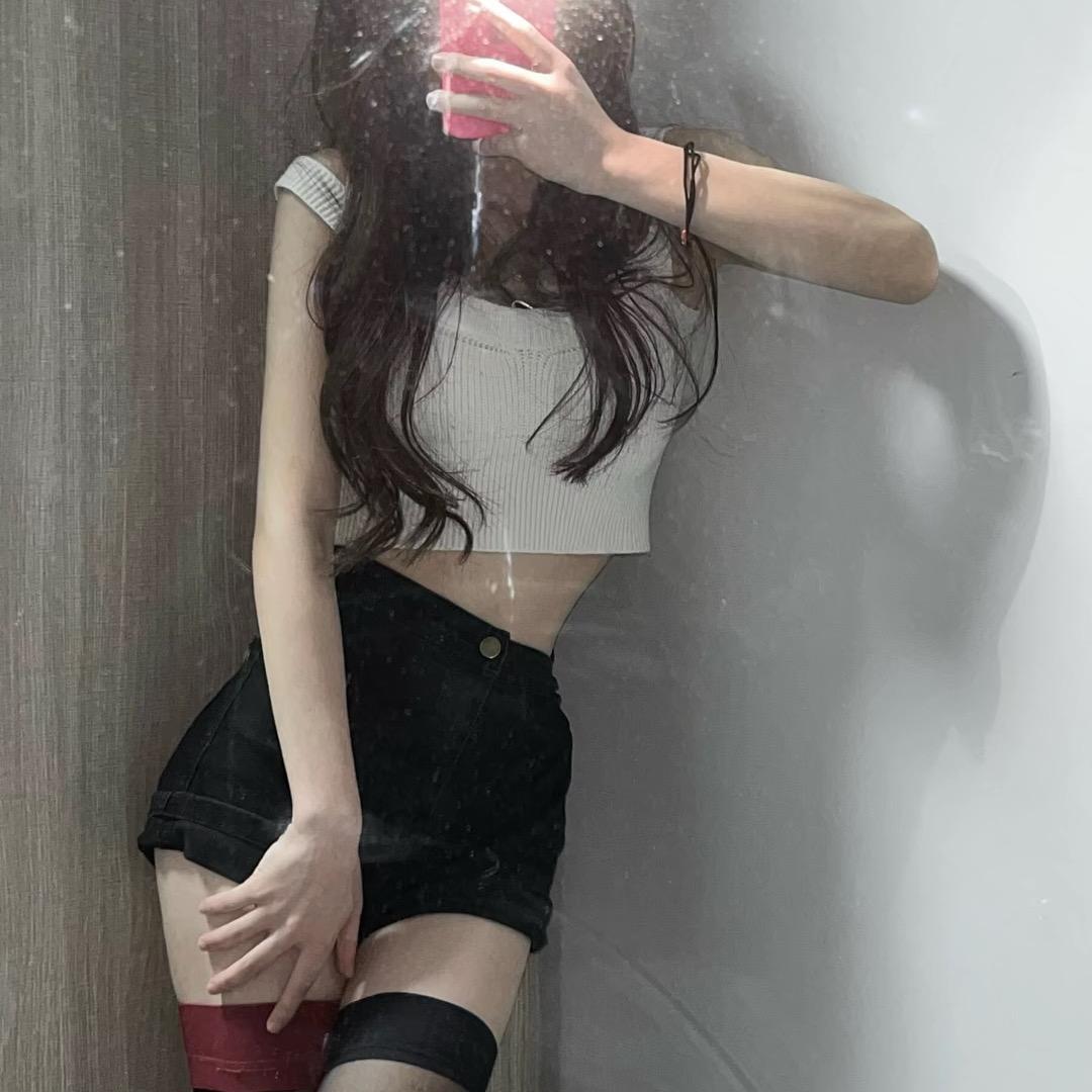 唐。