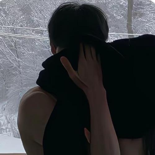 一个卖臭二手车的