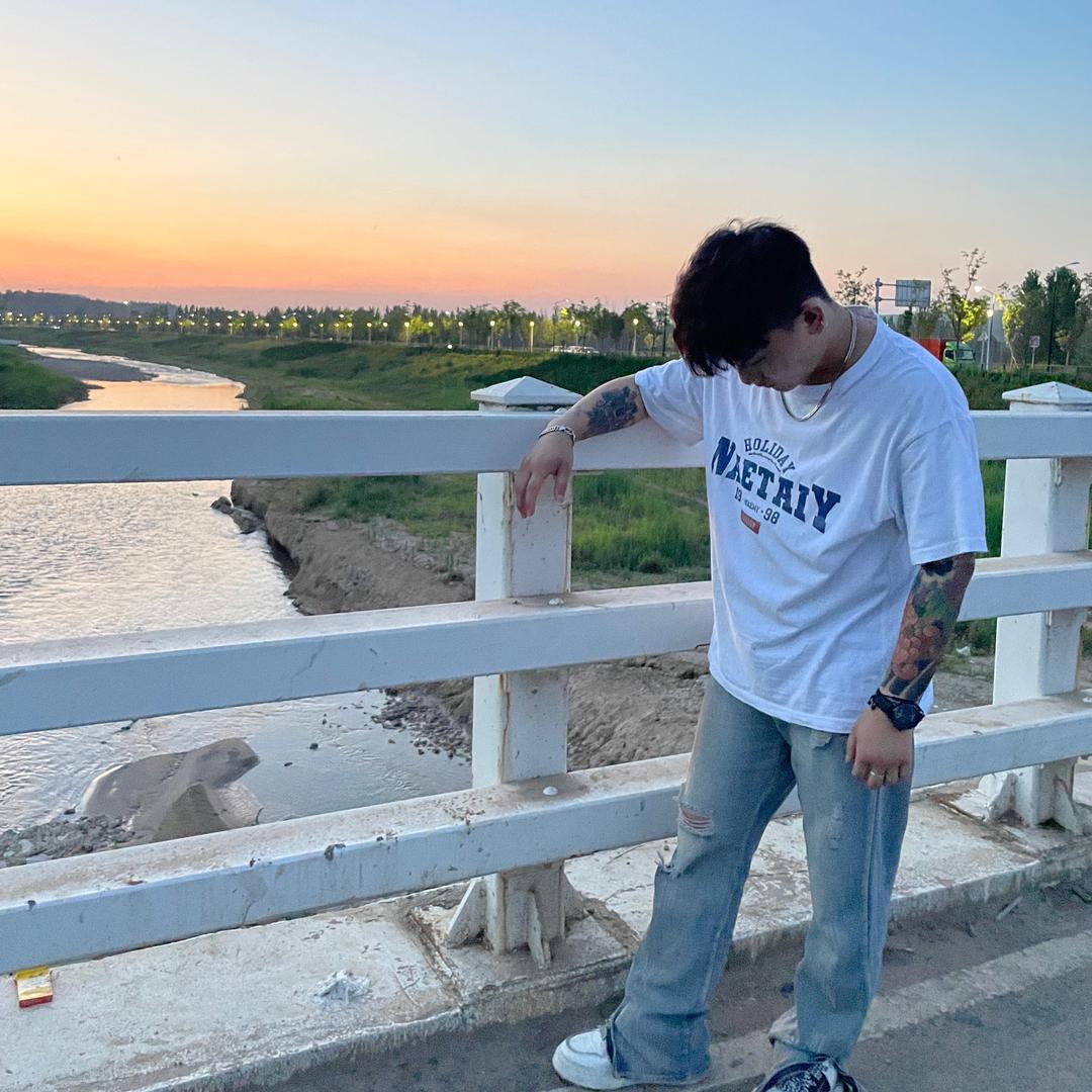 李桥在西安（专注剪烫）