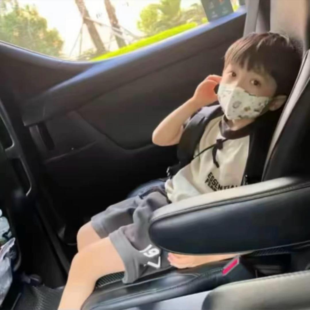 ￴￴   ￴ ￴ ￴￴￴