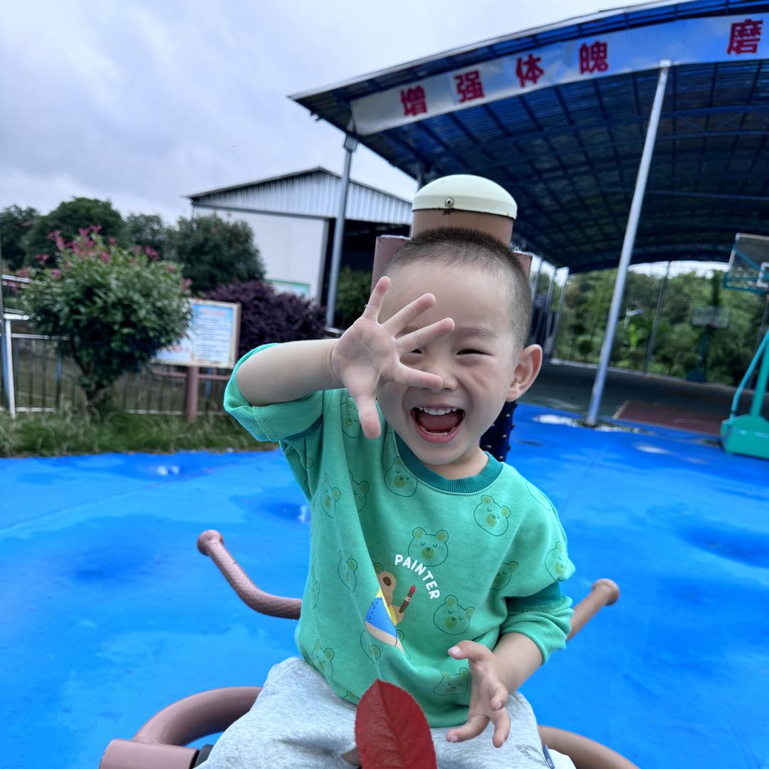 小鹿妈妈吖
