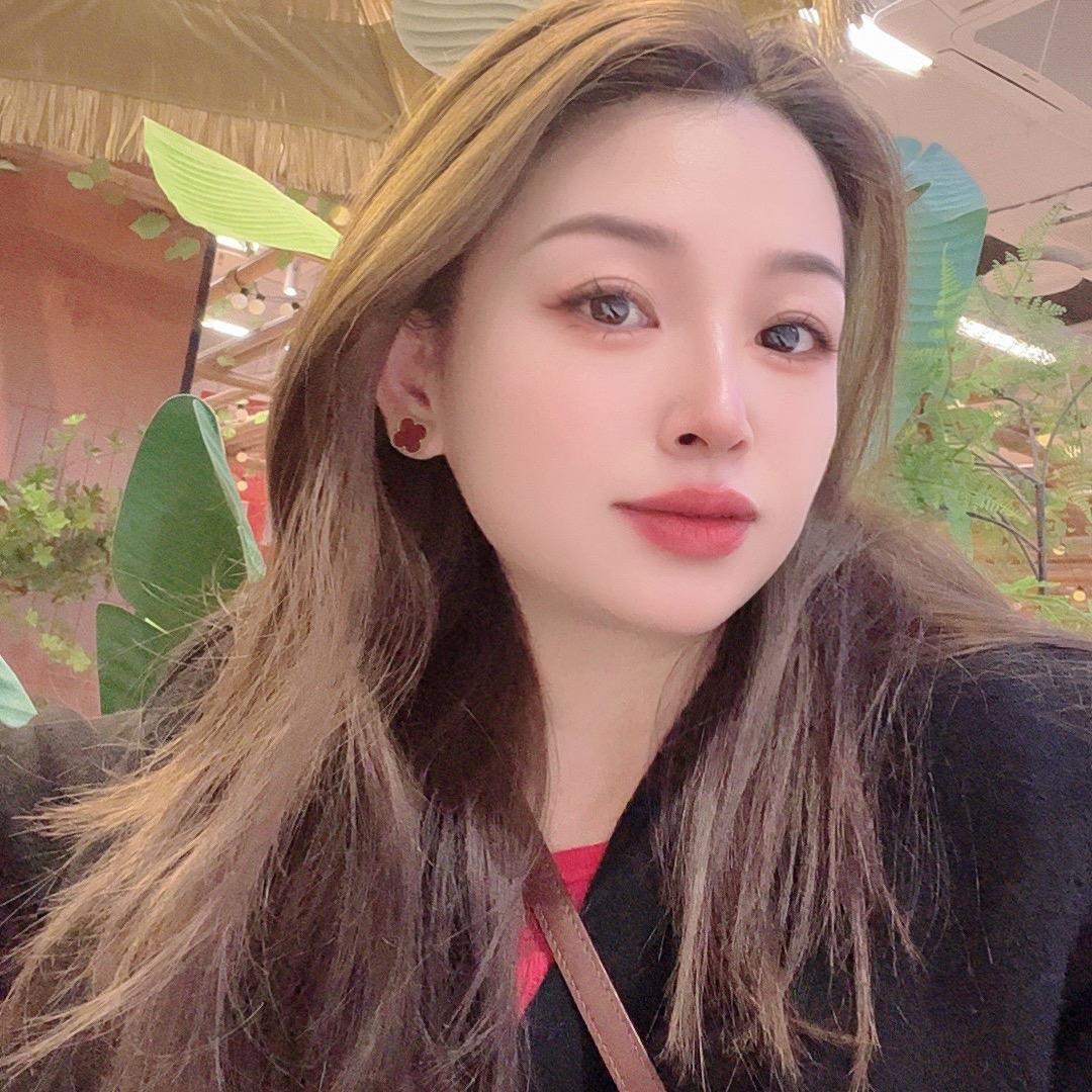 媛创潮品服饰