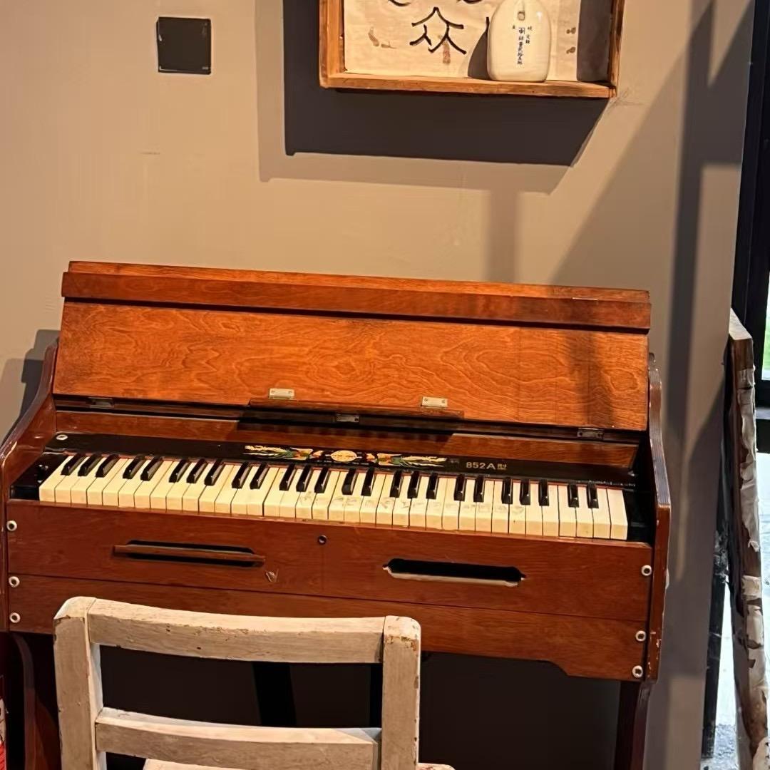 北京天亿二手钢琴城