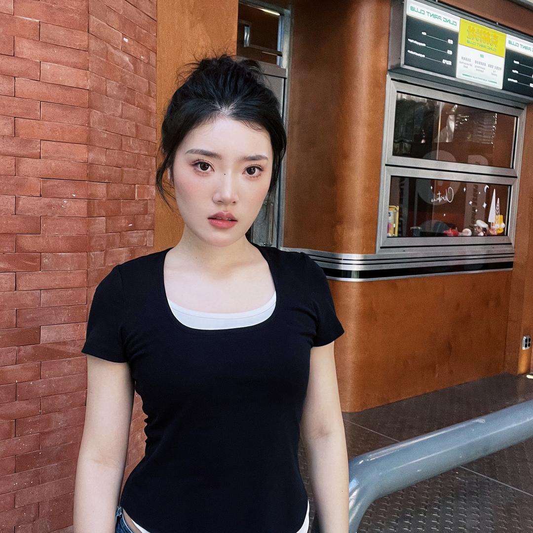 向星看齐小姐