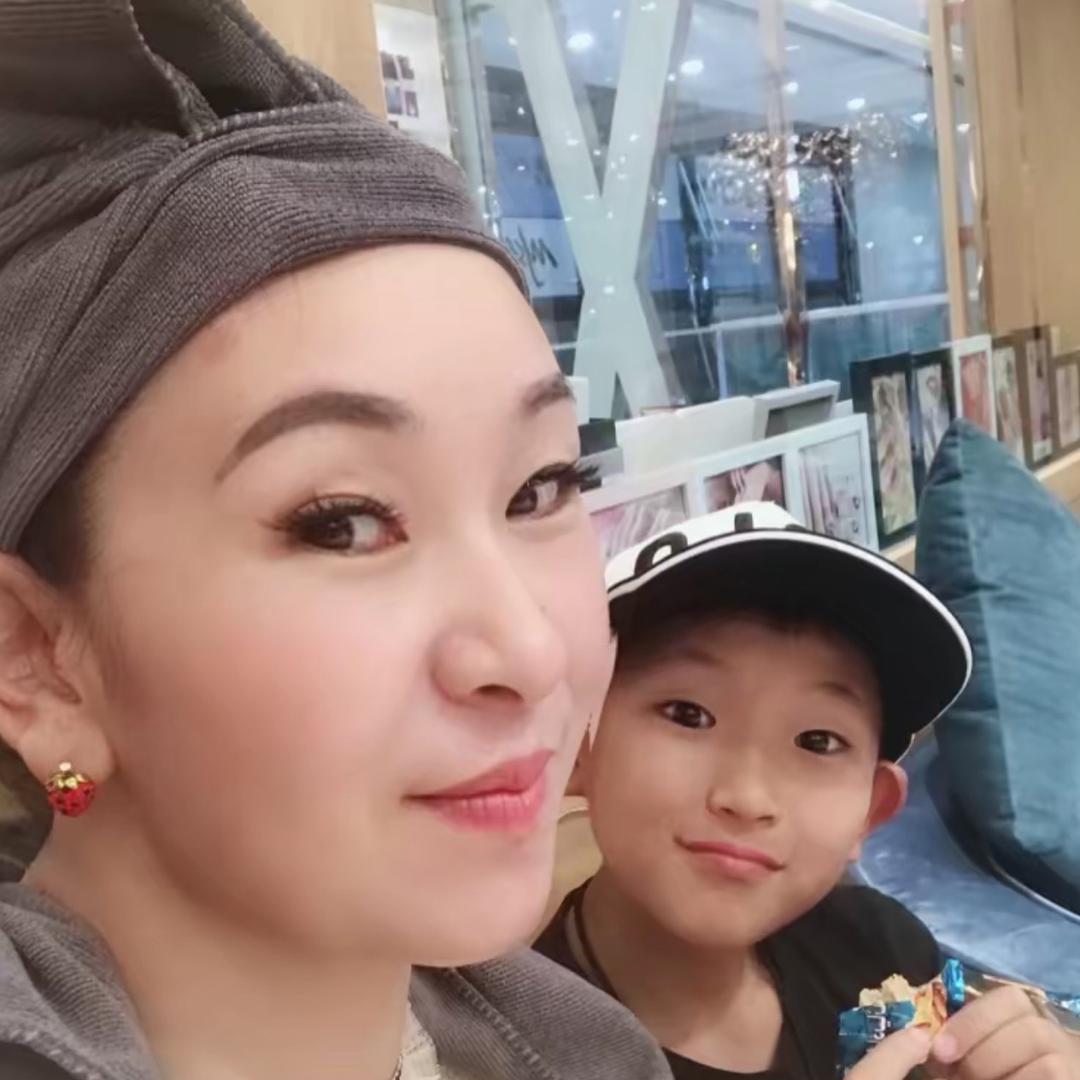 吴家大小姐中老年妈妈穿搭