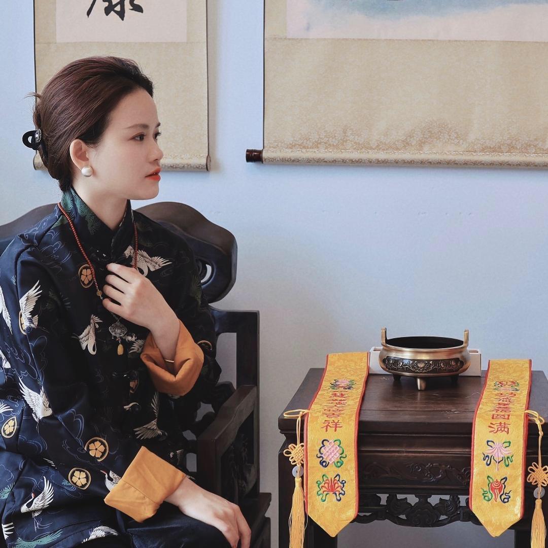 识易珠宝旗舰店-3