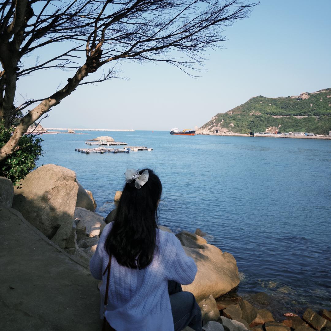 圆溜溜吃喝玩乐