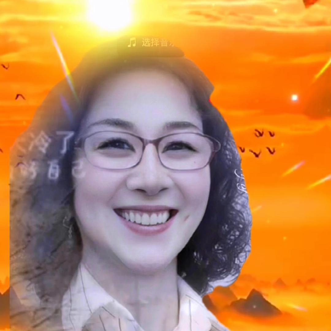 爱笑的媚娘姐姐