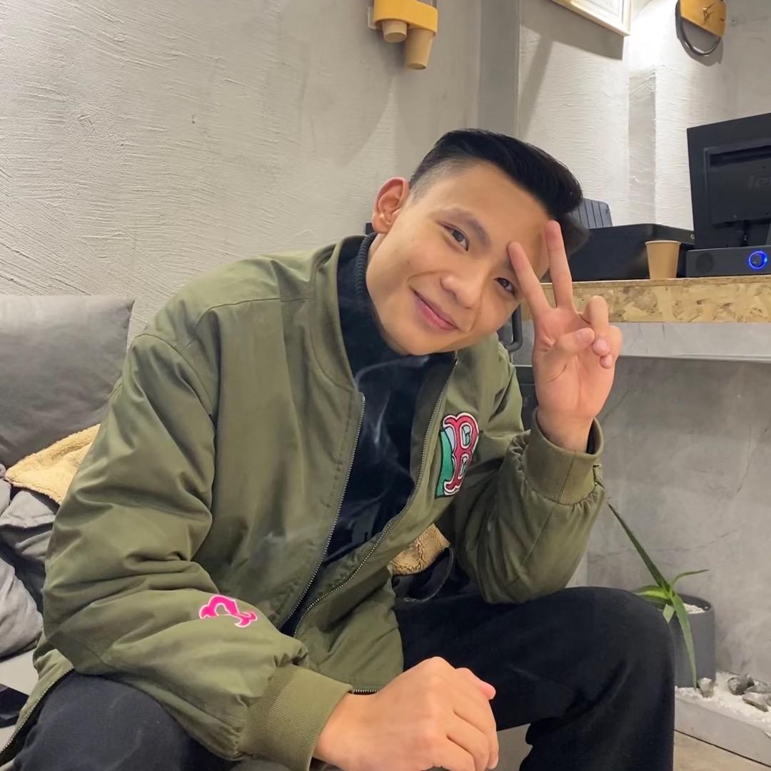 吃不饱的小耀