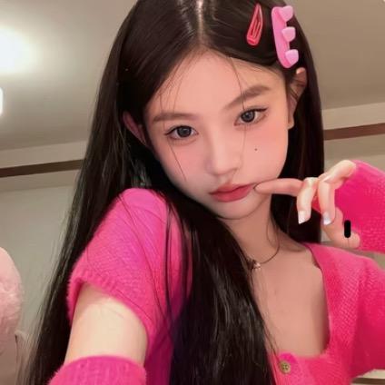 美 杜 莎.