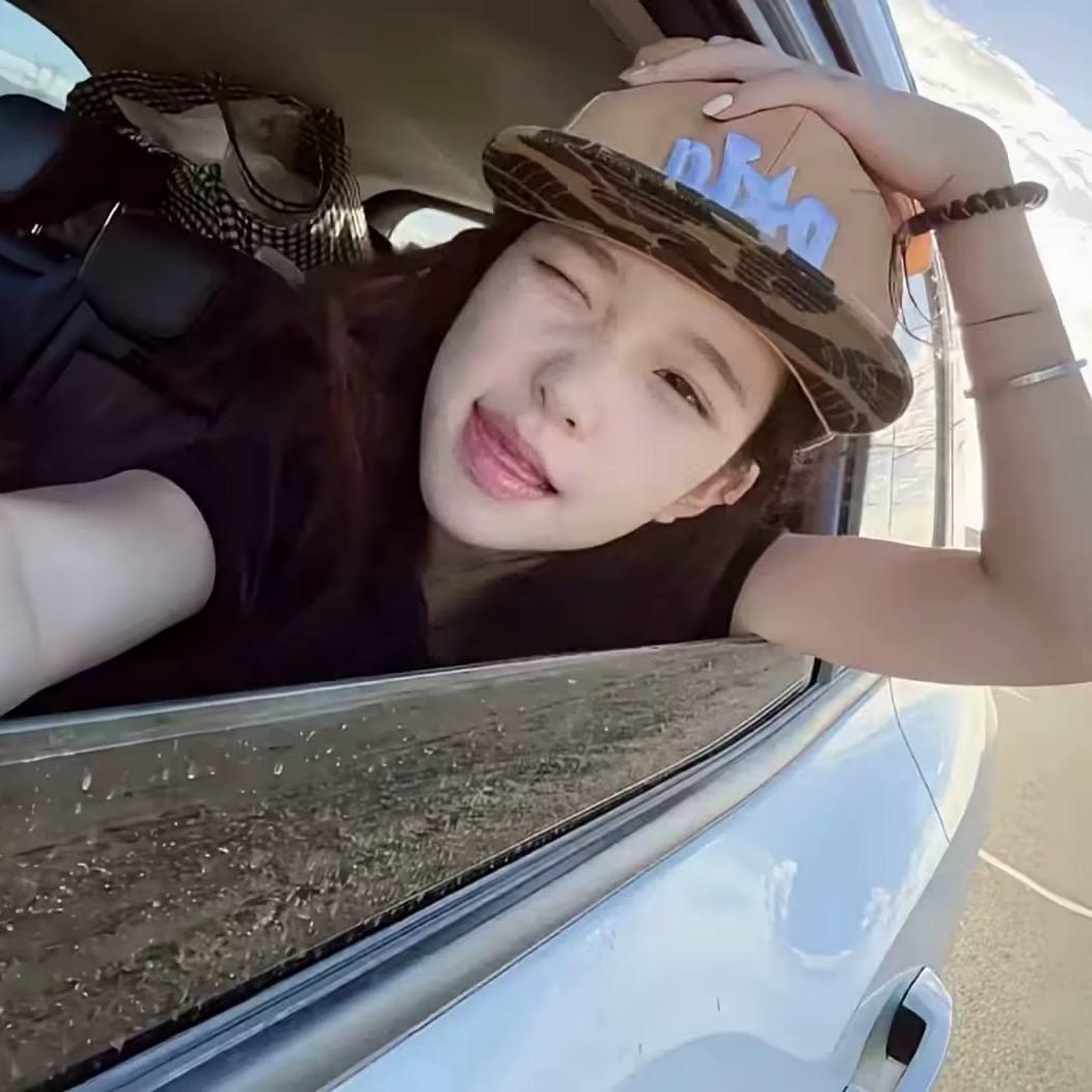 Yy