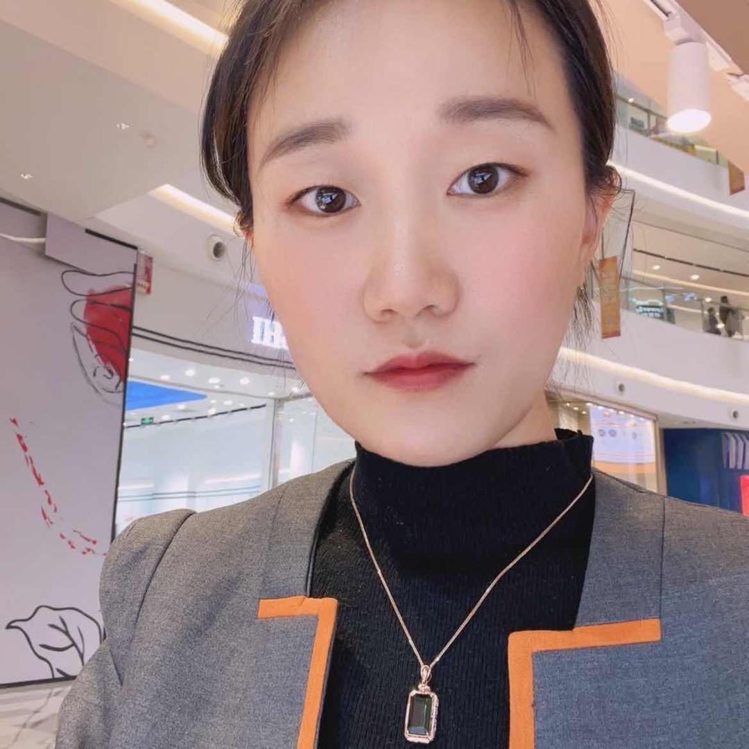 世纪缘珠宝～李月茹