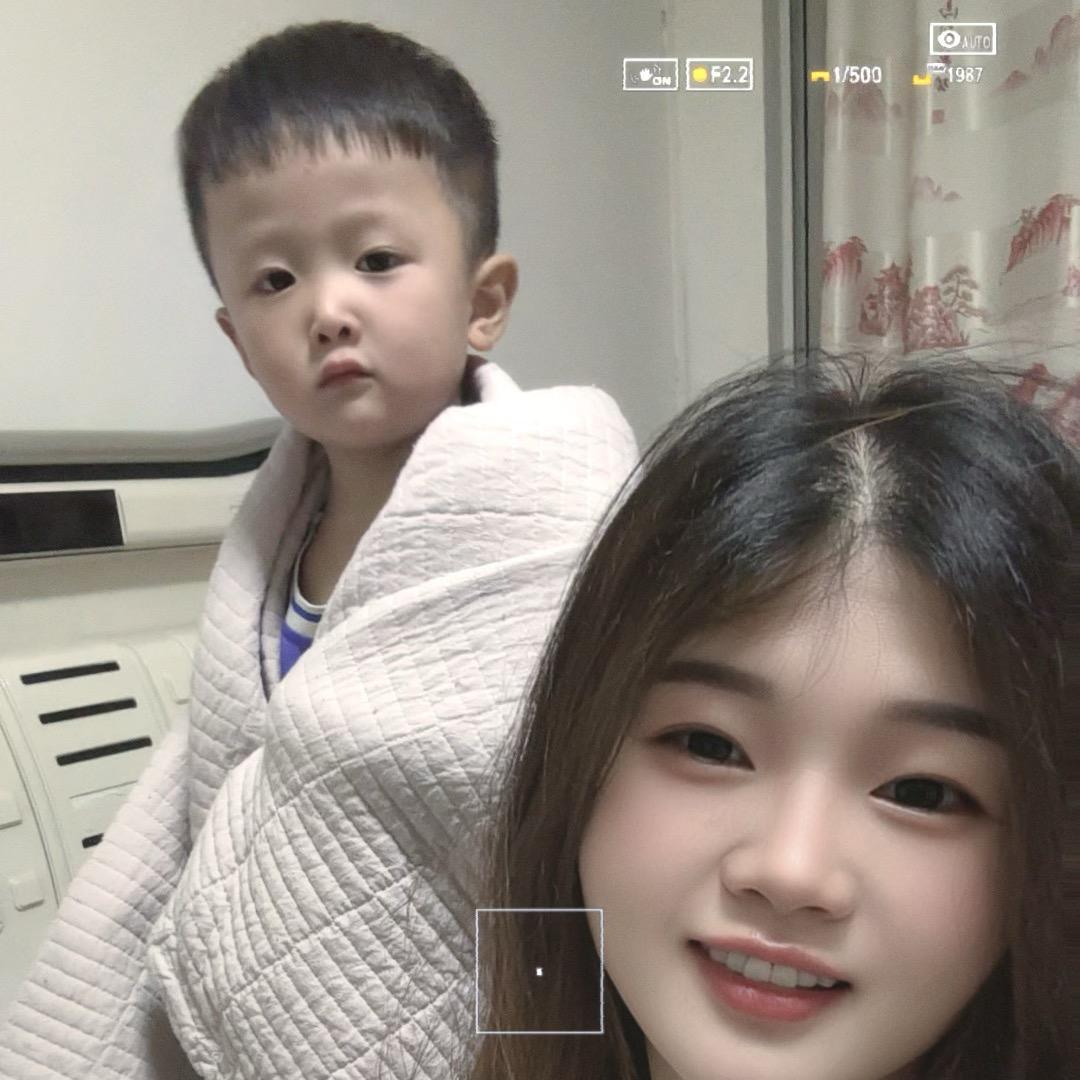 @乐乐吖
