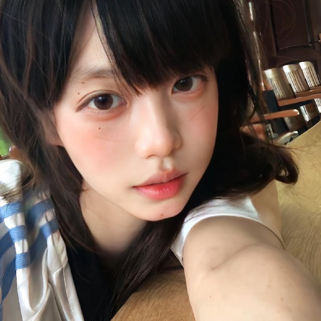 薄荷奶绿绿绿