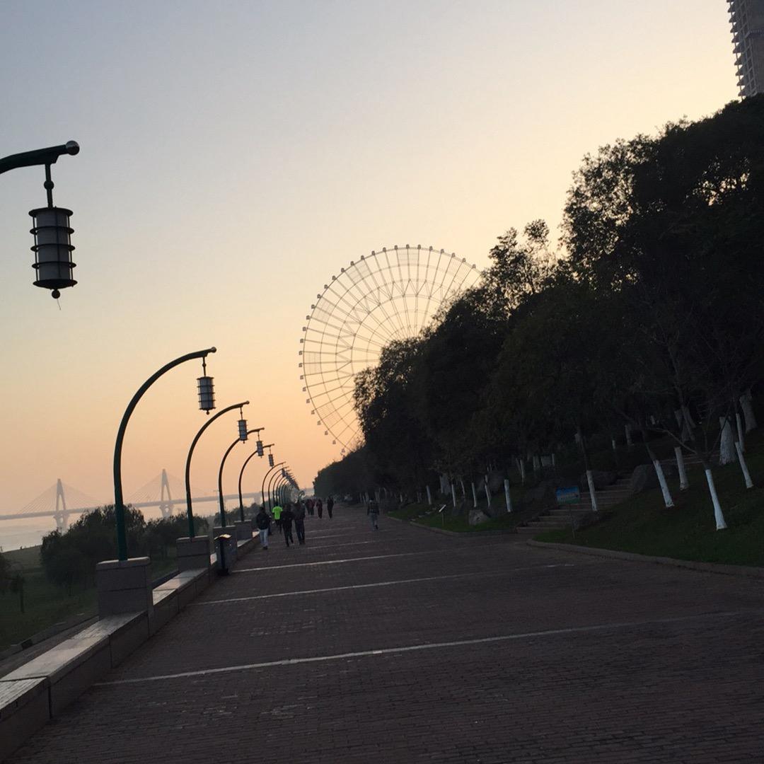 燕归来