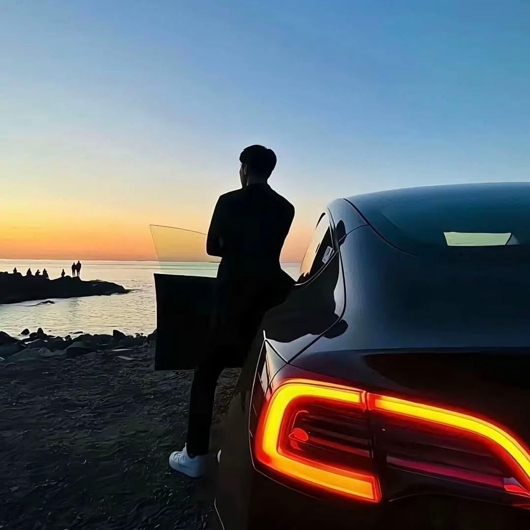 主要不理人.非凡