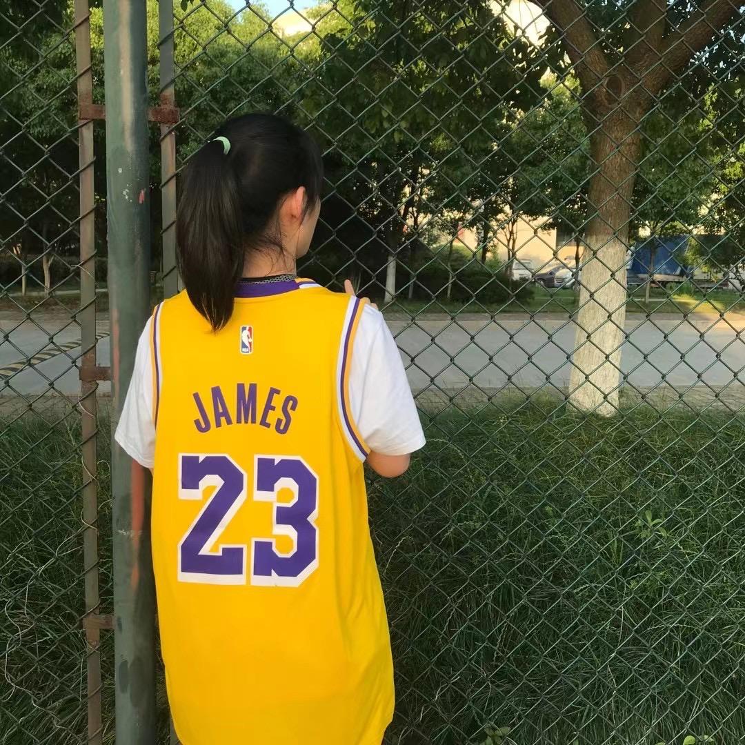 王哈哈哈哈哈🏀