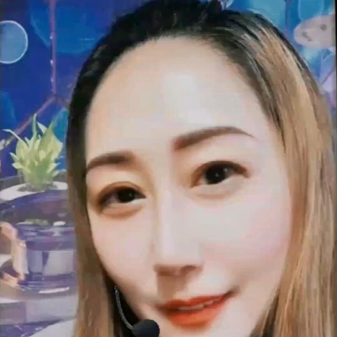 🔰谭丫丫 （关注直播号@笑笑🎤）