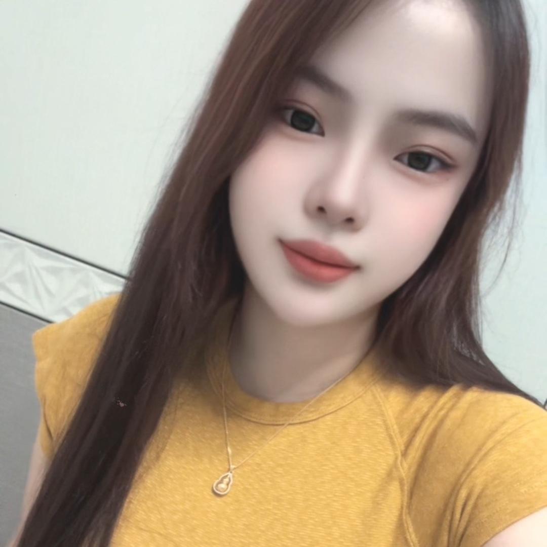 七安（卖酒版的小姐姐）