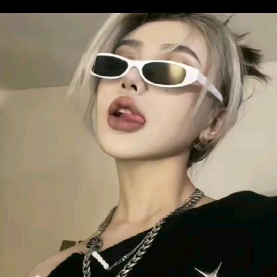 小黄不乖呀