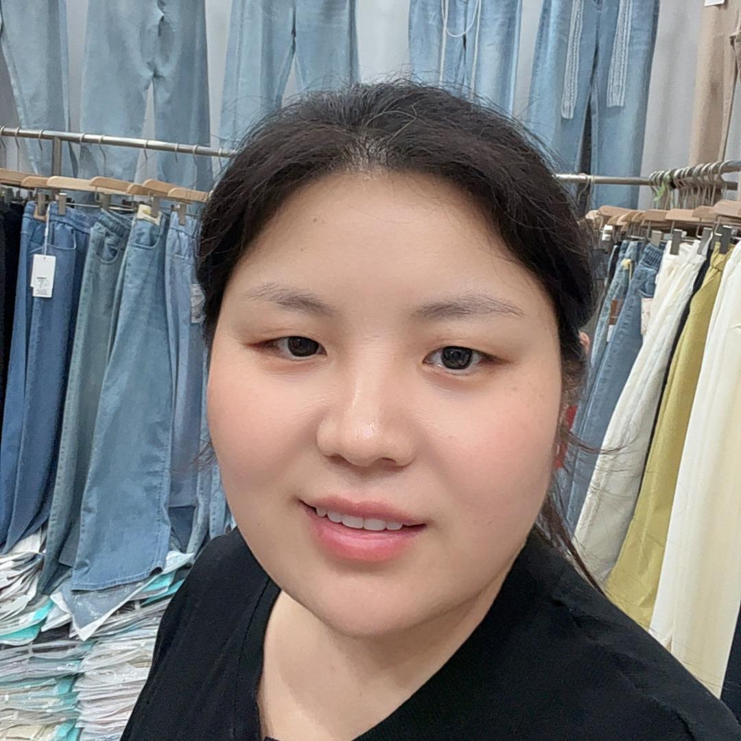 佳佳优品服饰工厂店