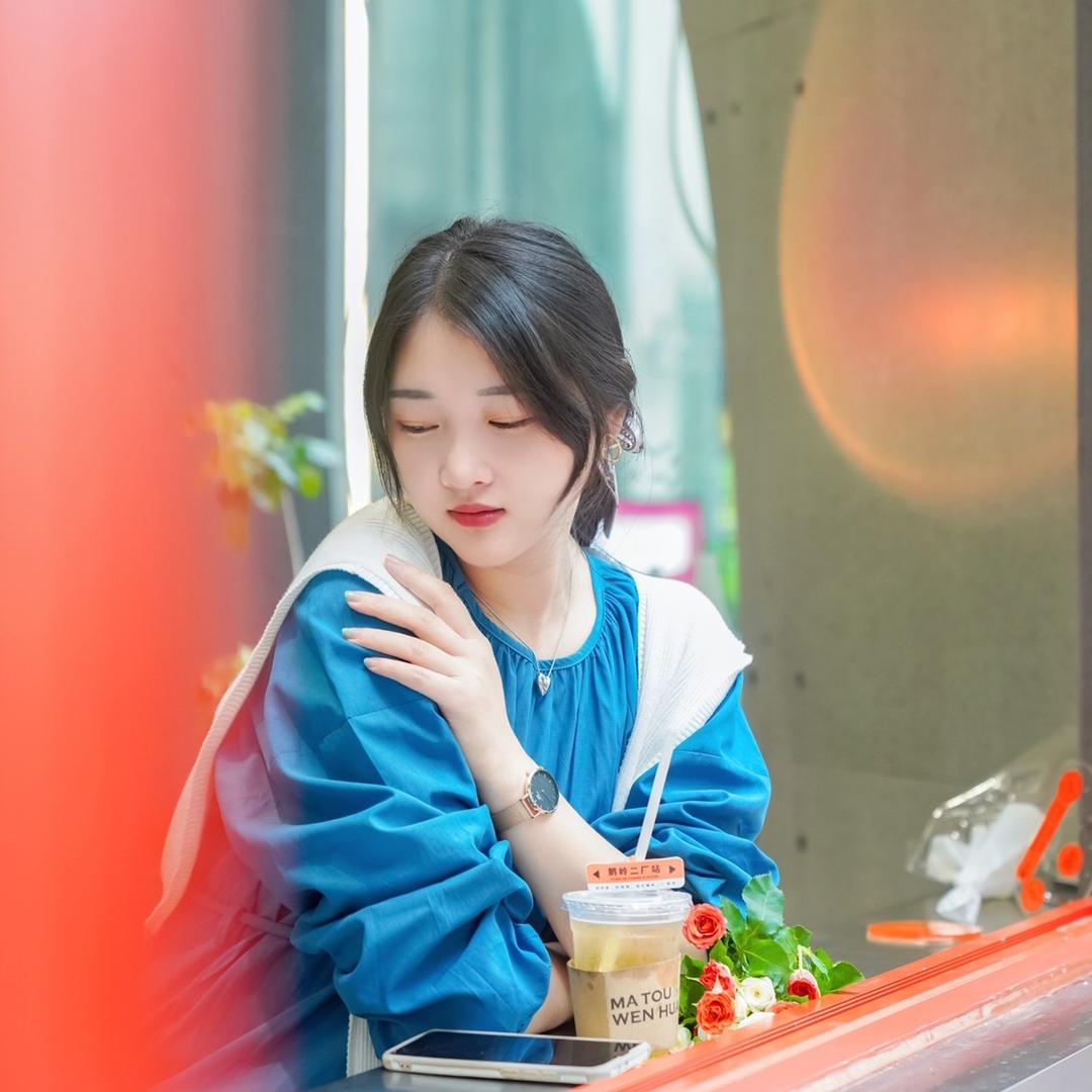 芸晞见敏敏