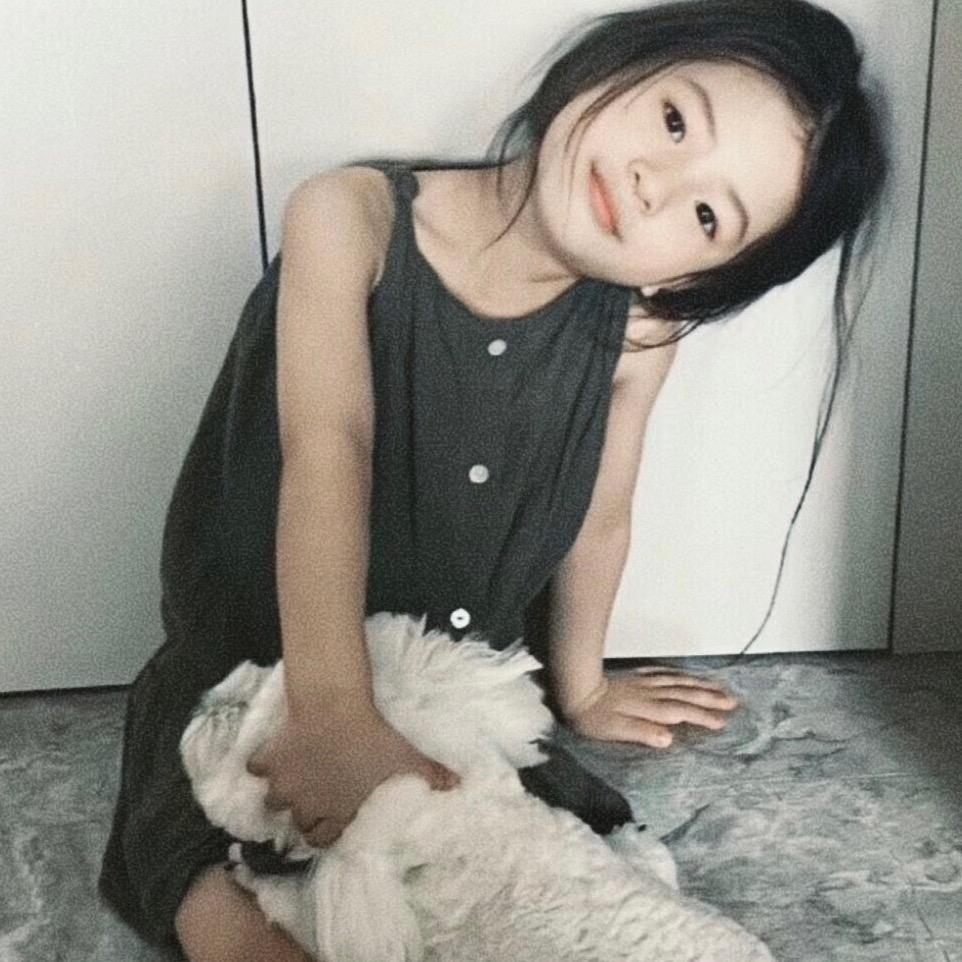 小静.