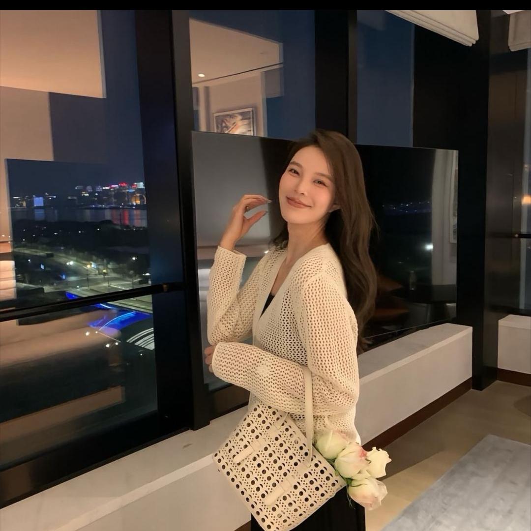 大白咩（精致穿搭）