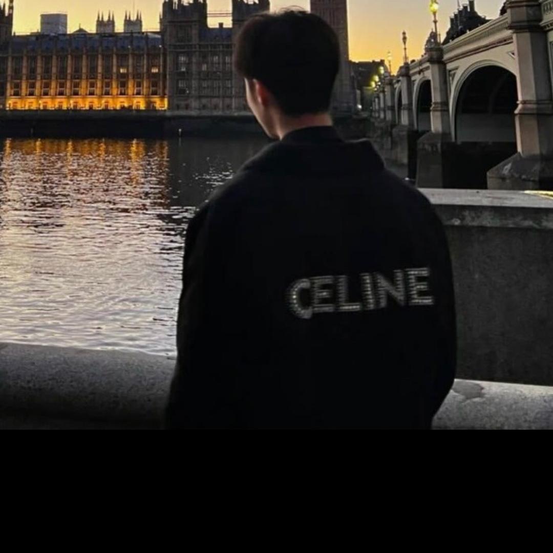 ﻬㅤﻬㅤ   ㅤ    等风   ㅤ