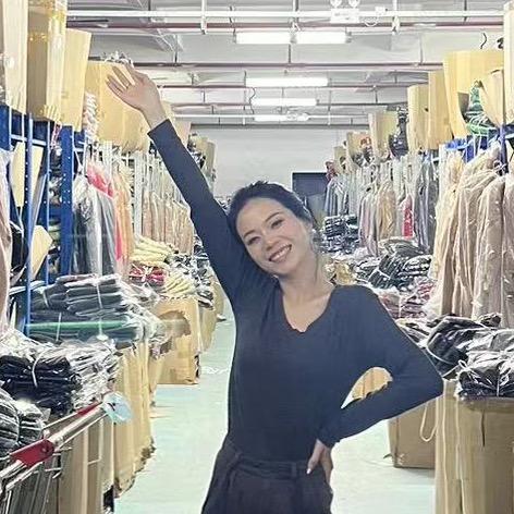 灵灵微胖女装