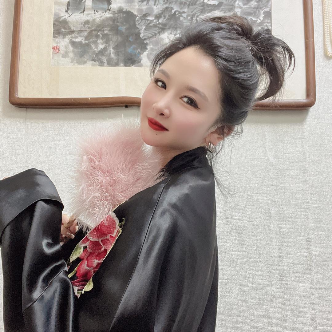 @大白白