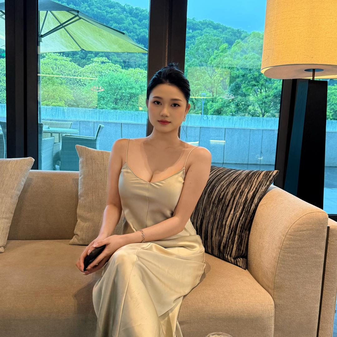 双子姐姐